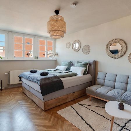 גראץ Boho Design Studio By Hero Homes - Top Lage Im Historischen Zentrum - Self-Check-In & Aircon מראה חיצוני תמונה