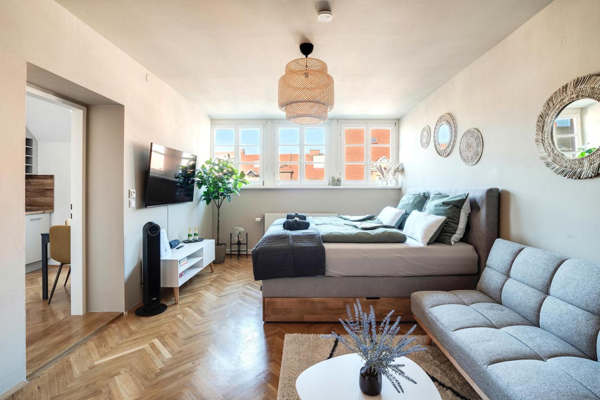 גראץ Boho Design Studio By Hero Homes - Top Lage Im Historischen Zentrum - Self-Check-In & Aircon מראה חיצוני תמונה